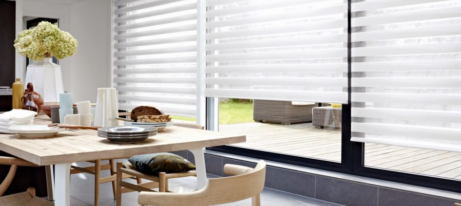 6.-Sheer-Elegance-o-Doble-Roller-945x423